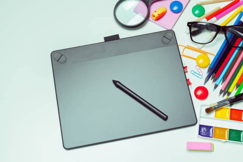 Illustration sur-mesure réalisée par PANALINA à Bordeaux, pour une communication interne ludique et visuelle autour d’un thème professionnel ciblé.