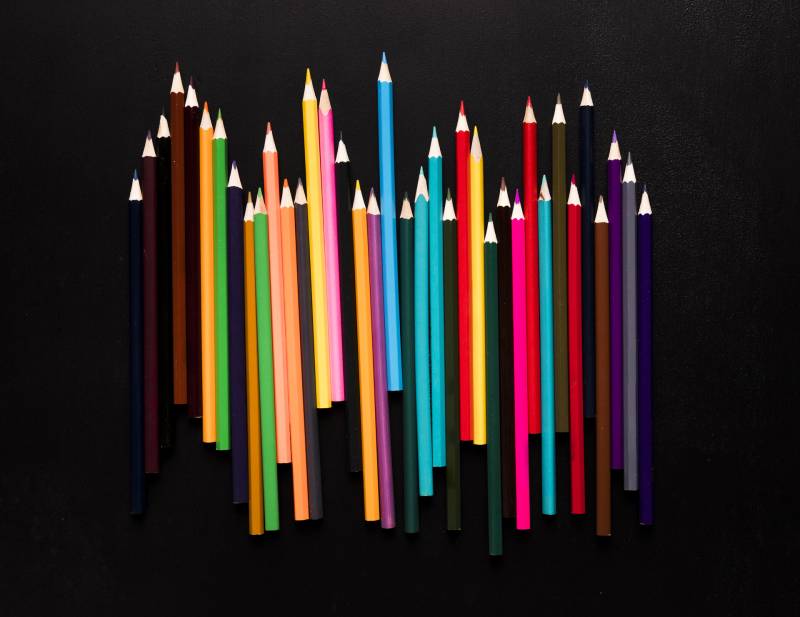 graphiste réactif et pas cher pour réalisation de logo