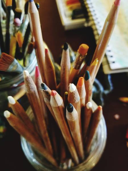 Création digitale Perpignan- Office de tourisme autour de Perpignan : comment une brochure professionnelle valorise le patrimoine, les activités et les incontournables grâce à une mise en page experte